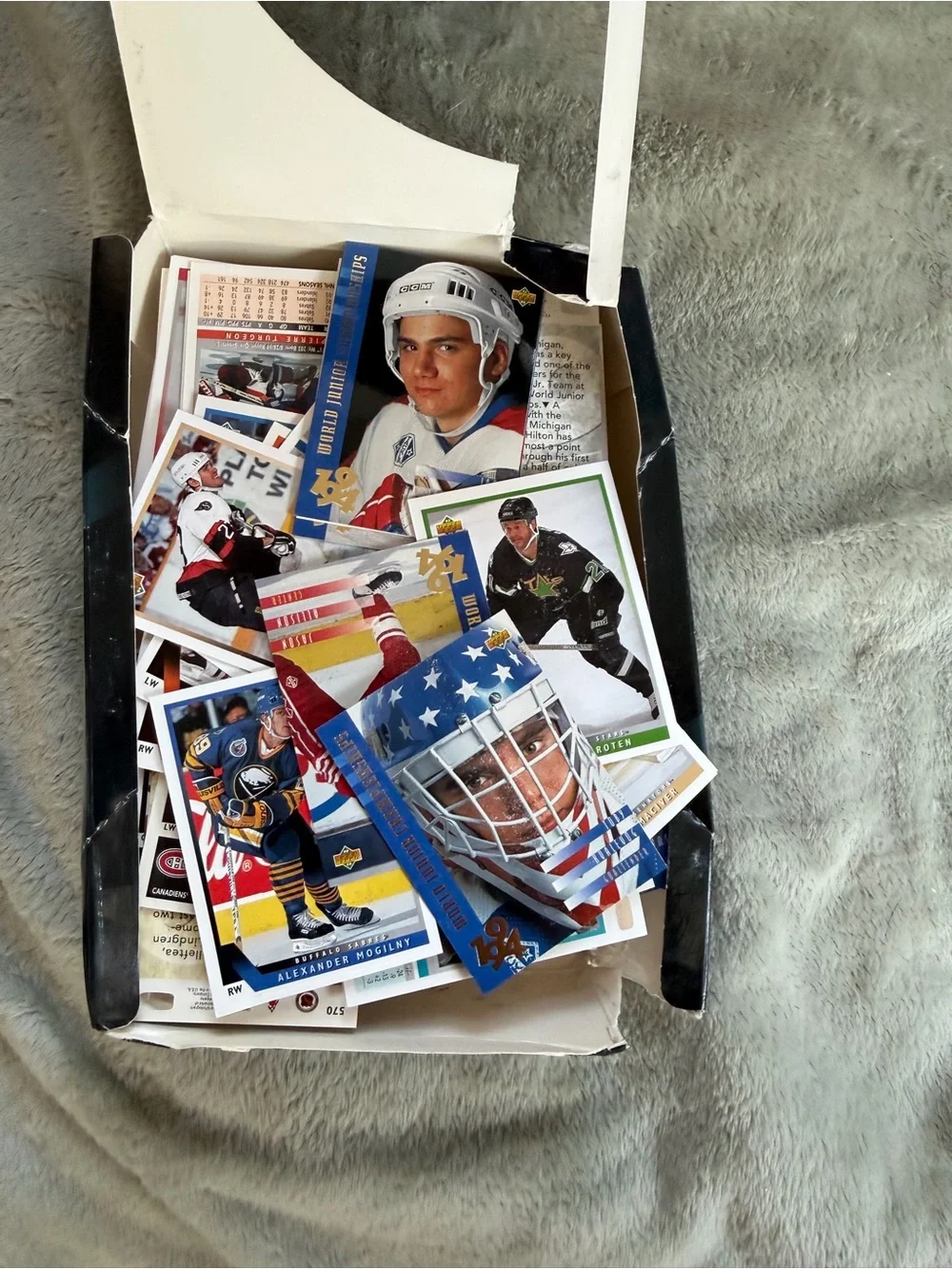 VYG 90s Opened Upper Deck Series Two Hockey Card Box